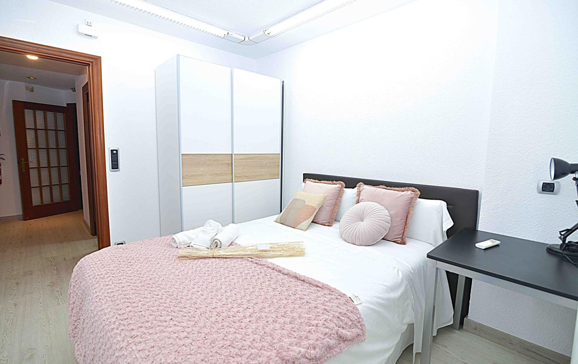 Apartamento Sta Fatima By Just Room ซานตานเดร์ ภายนอก รูปภาพ